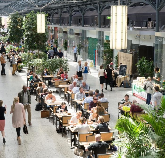 Lunch in the Mall