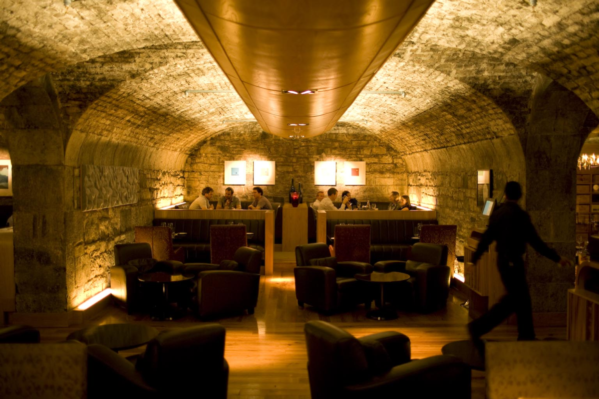 ELY BAR & GRILL